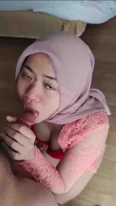 Background nonton video viral Tante Hijab Di Perkosa Tetangga Bocil Smp