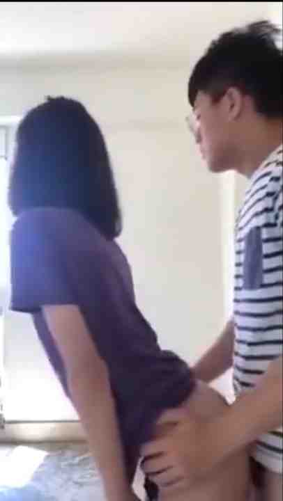 Background nonton video viral Bocil Smp Main Sama Tetangga Sebelah Saat Sepi