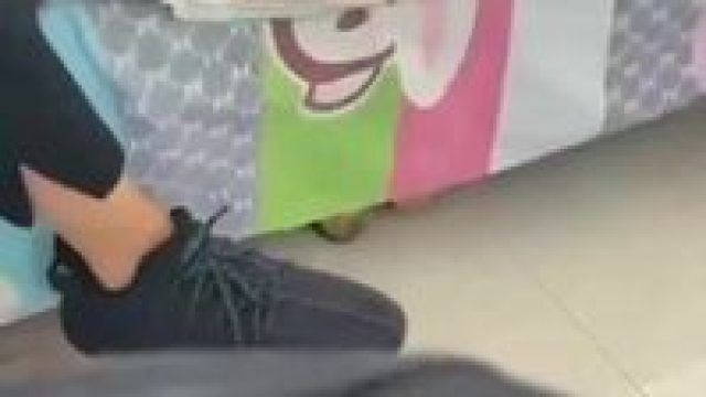 Background nonton video viral Bocil Chindo Di GB Rame Rame Sampai Hamil