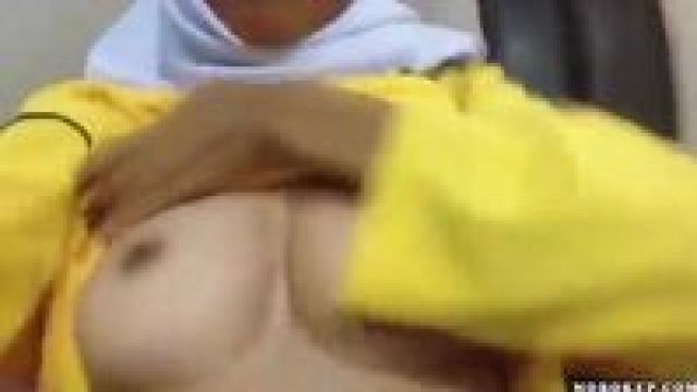 Background nonton video viral BOCIL HIJAB HABIS OLAHRAGA LANGSUNG OMEK